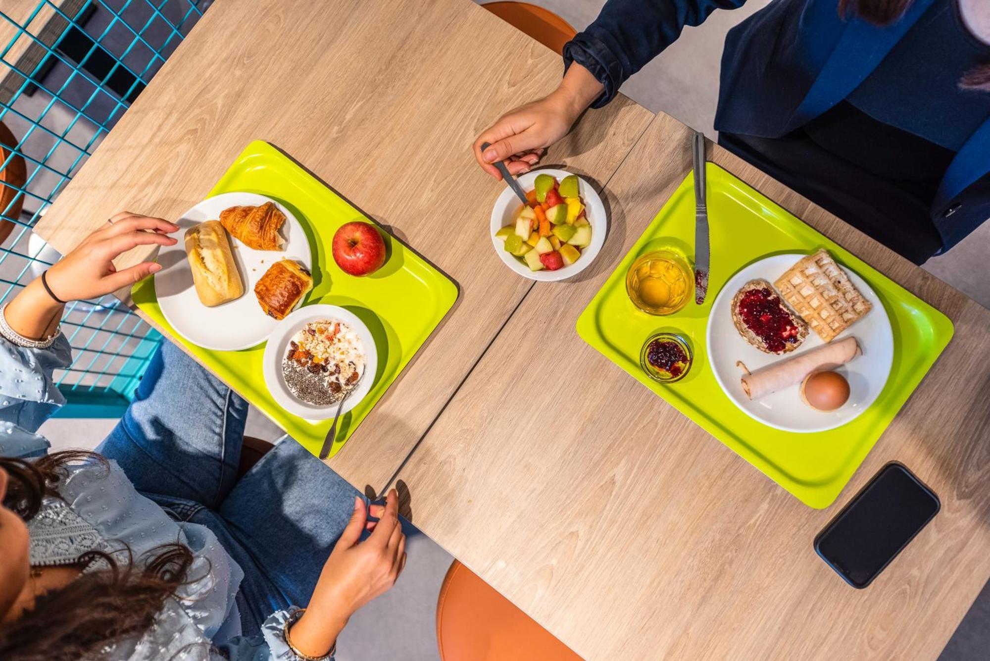 Ibis Budget Villefranche Limas Eksteriør bilde